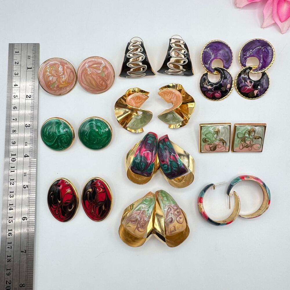 Vintage Swirled Enamel Metal Pierced Stud Earring Lot Costume Jewelry 10 Pair - Picture 8 of 8